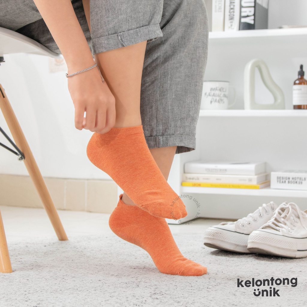 DOGGY - Kaos Kaki Pendek Semata Kaki/ Kaos Kaki Ankle Dewasa Wanita