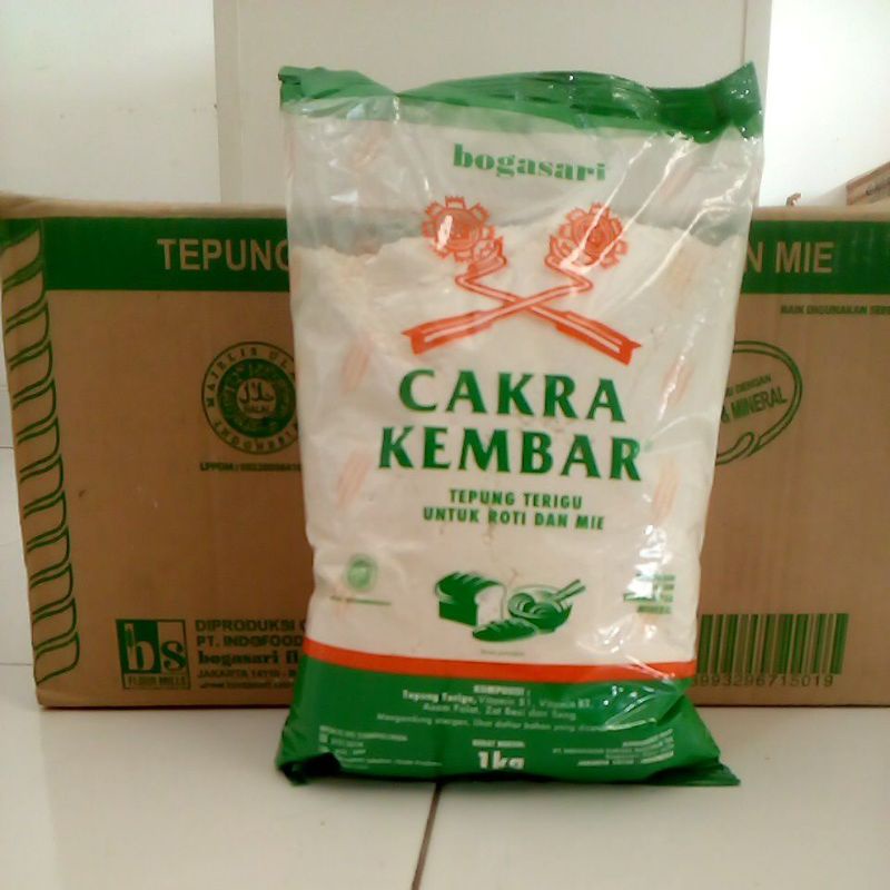 

Tepung Cakra Kembar Ekonomis Kemasan 1kg