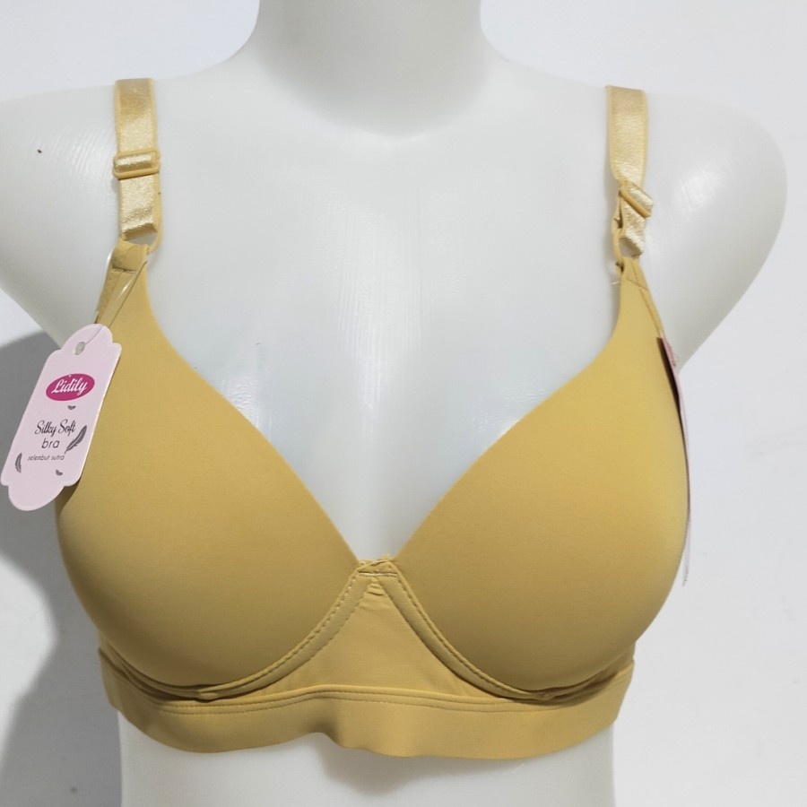 1 Pc BH Lydyly A18 Silky Soft Bra Selembut Sutra Tanpa Kawat Cup Sedang Busa Sedang