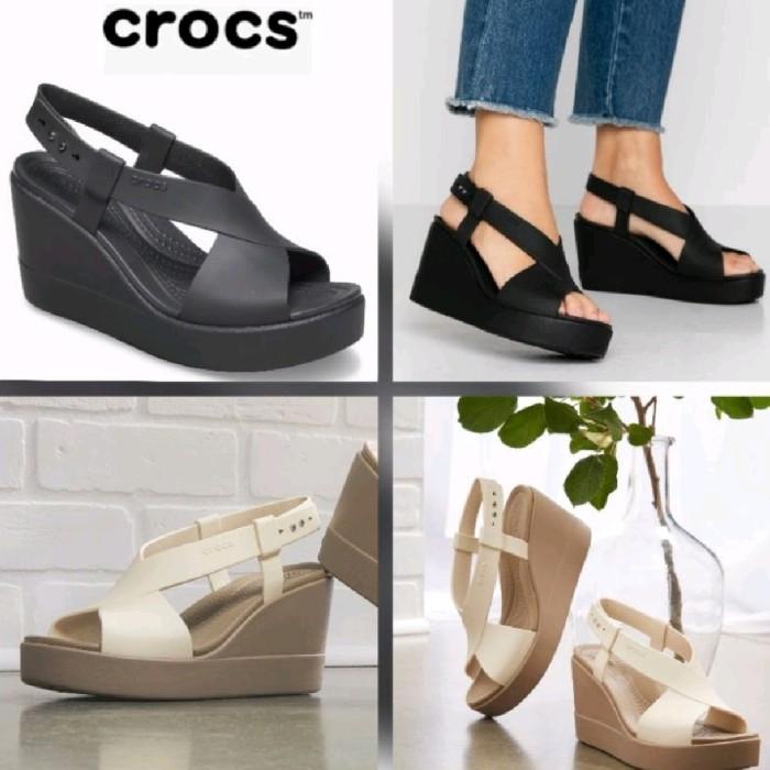 Terlaris Crocs Brooklyn High Wedges Silang / Crocs Brooklyn