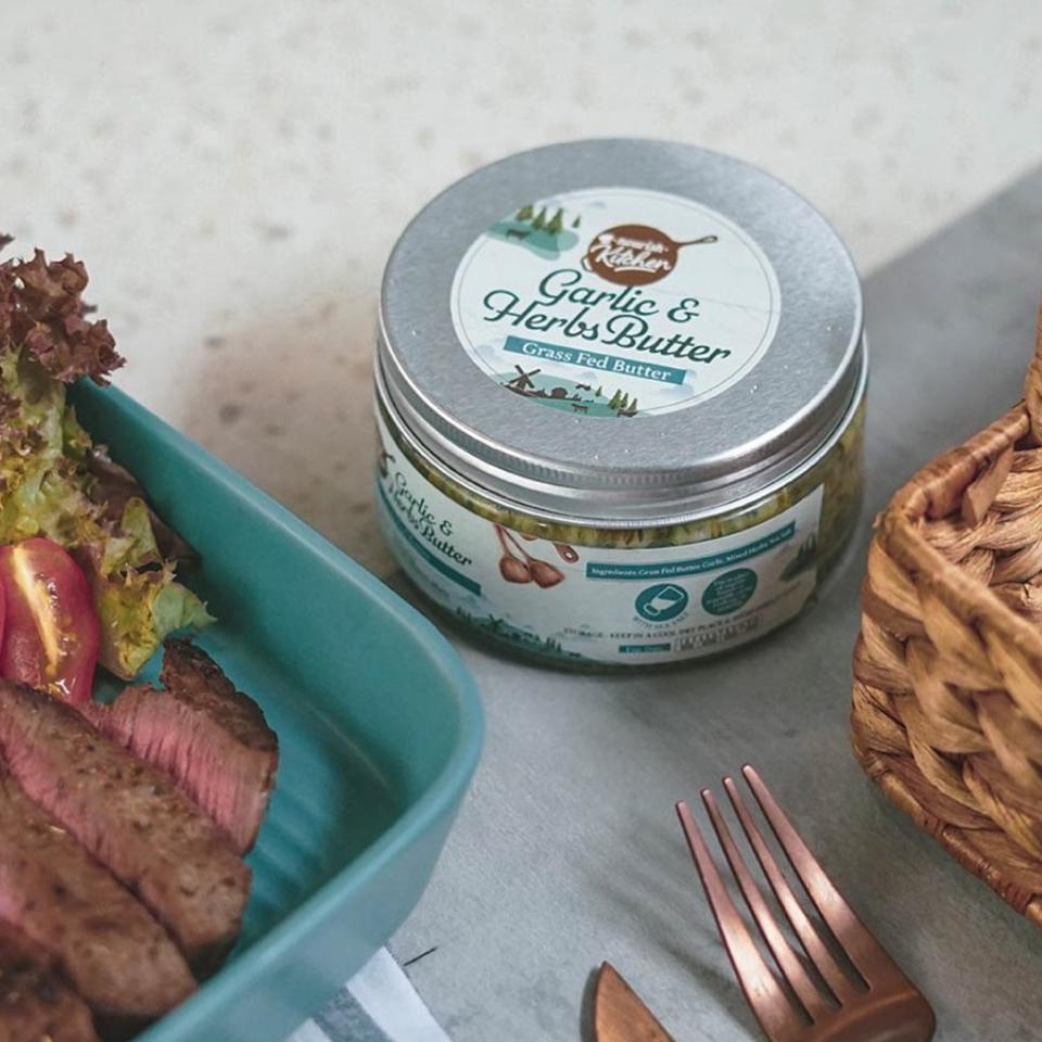 

Ekslusif disini Garlic Herbs Butter (Grass Fed Butter) 200gr