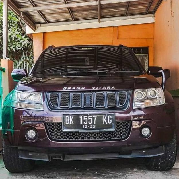 Grill Grand Vitara