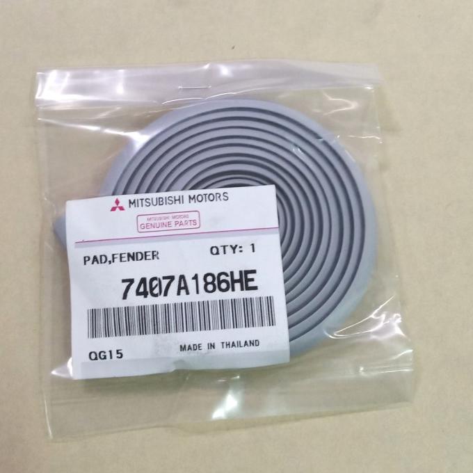 karet list over fender spakbor strada triton pajero sport