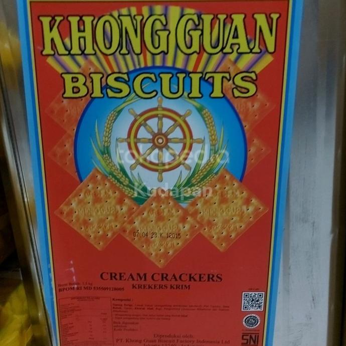 

BISKUIT KALENG BISKUIT KHONG GUAN CREAM CRACKERS GABIN TIPIS 1 KALENG ISI 3.5 KG EL09I09A82L