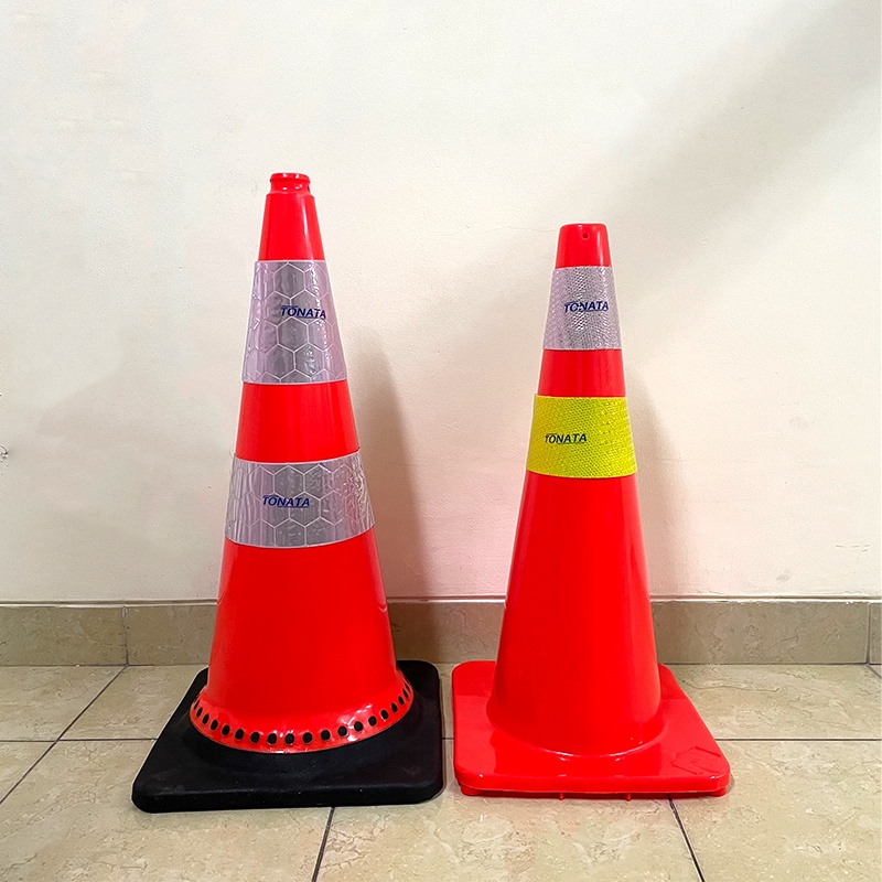 Safety Traffic Cone / Kerucut Lalu Lintas Tonata 2.4 Kg Bawah Kuning