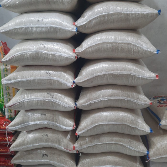 

BERAS MEDIUM 50 L PULEN SEDANG