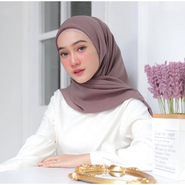 HARGA TERMURAH JILBAB BELLA SQUARE SEGI EMPAT / HIJAB BELLA SQUARE TERBARU WARNA TERLENGKAP