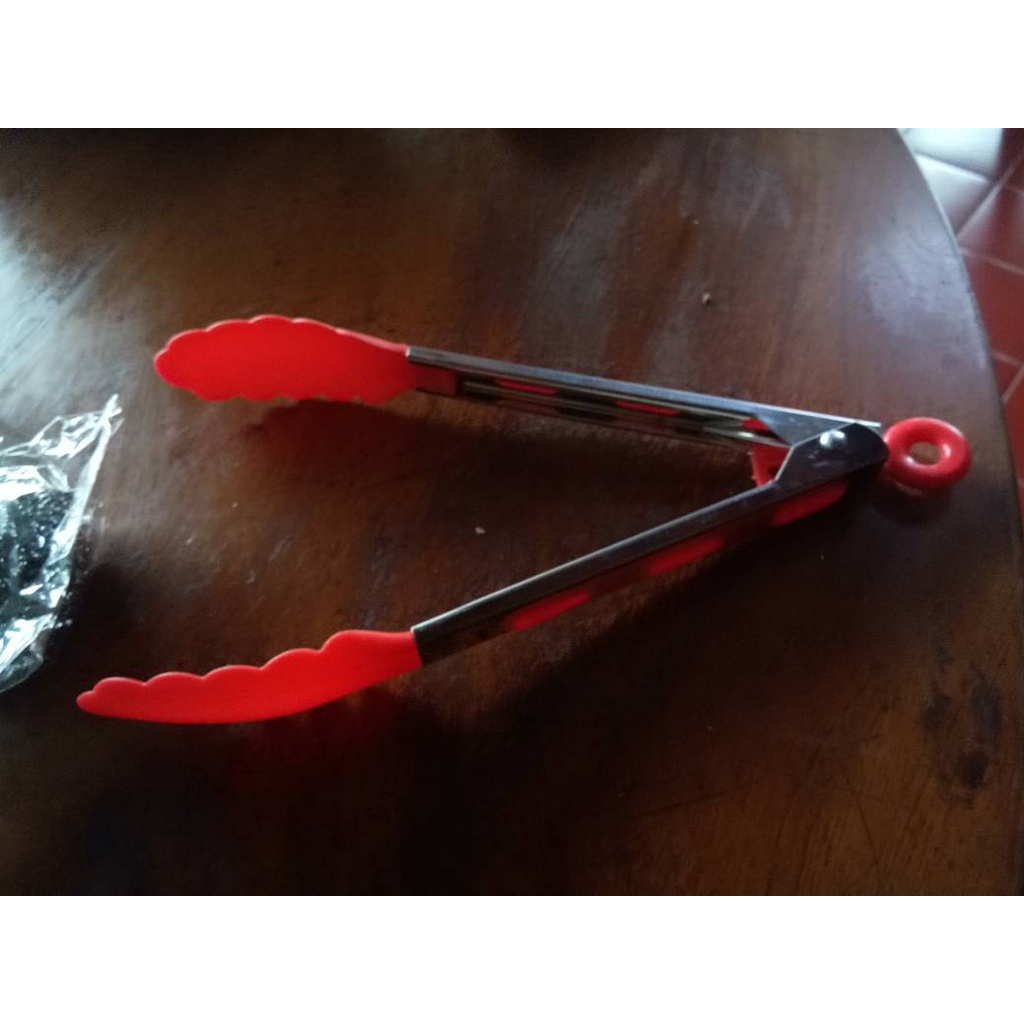 Penjepit Makanan Silicone + Stainless / Capitan Salad Buah Gorengan Kue Roti Bakpao Mie Anti Lengket / Pinset Alat Jepitan Makanan Plastik-1