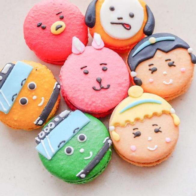 

➦ REGULAR MACARON KARAKTER ISI 6PCS ➷