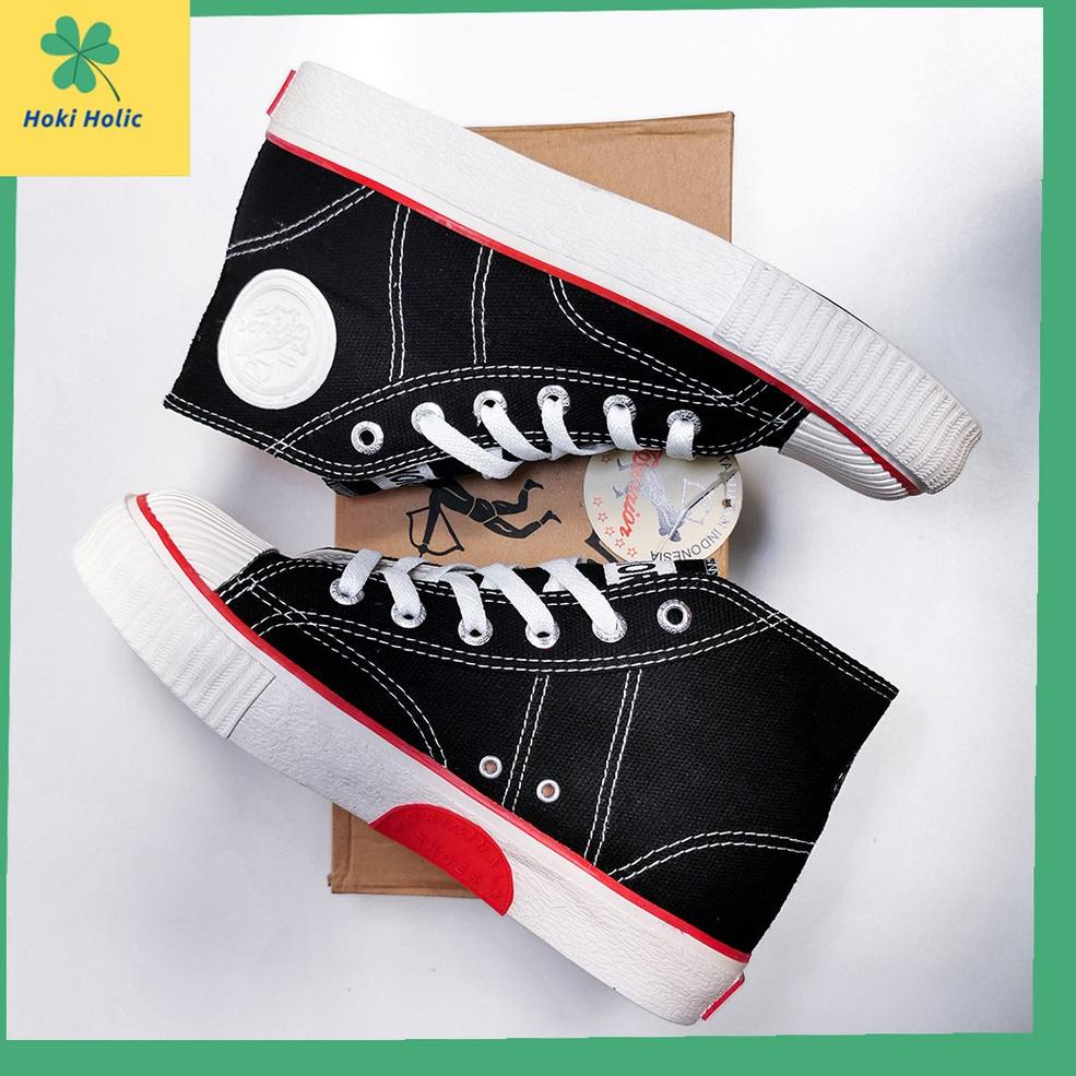TERBAIK SEPATU WARRIOR CLASSIC HIGH BLACK/WHITE ORIGINAL- SEPATU SEKOLAH WARRIOR