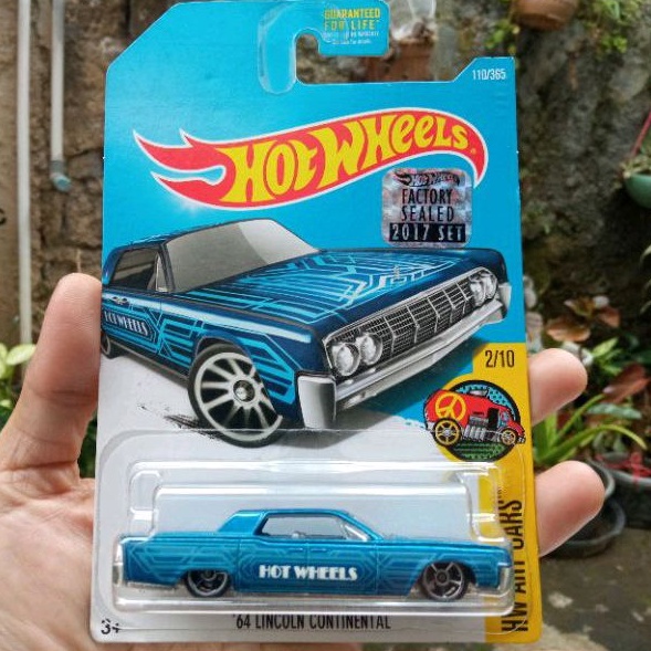 HOT WHEELS 64 LINCOLN CONTINENTAL BIRU