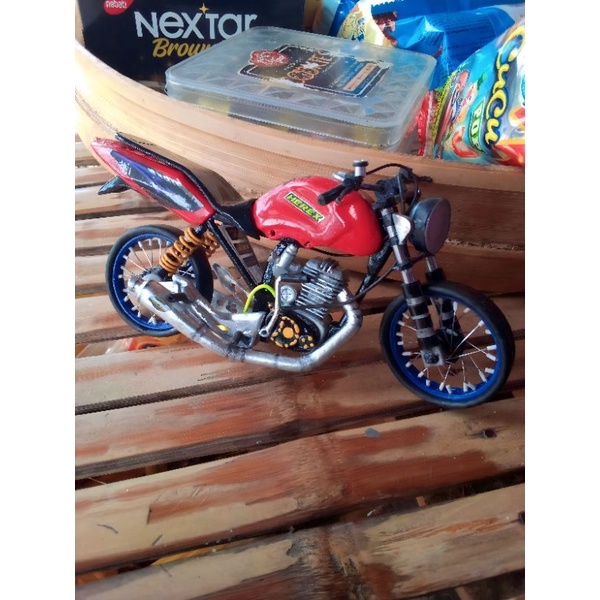 Miniatur motor tiger herex