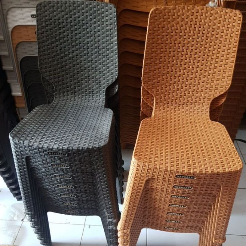 KURSI PLASTIK NAPOLY ROTAN