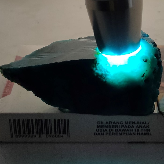 bahan batu bacan doko full kristal super HQ, batu yg dikirim sesuai foto, kode53