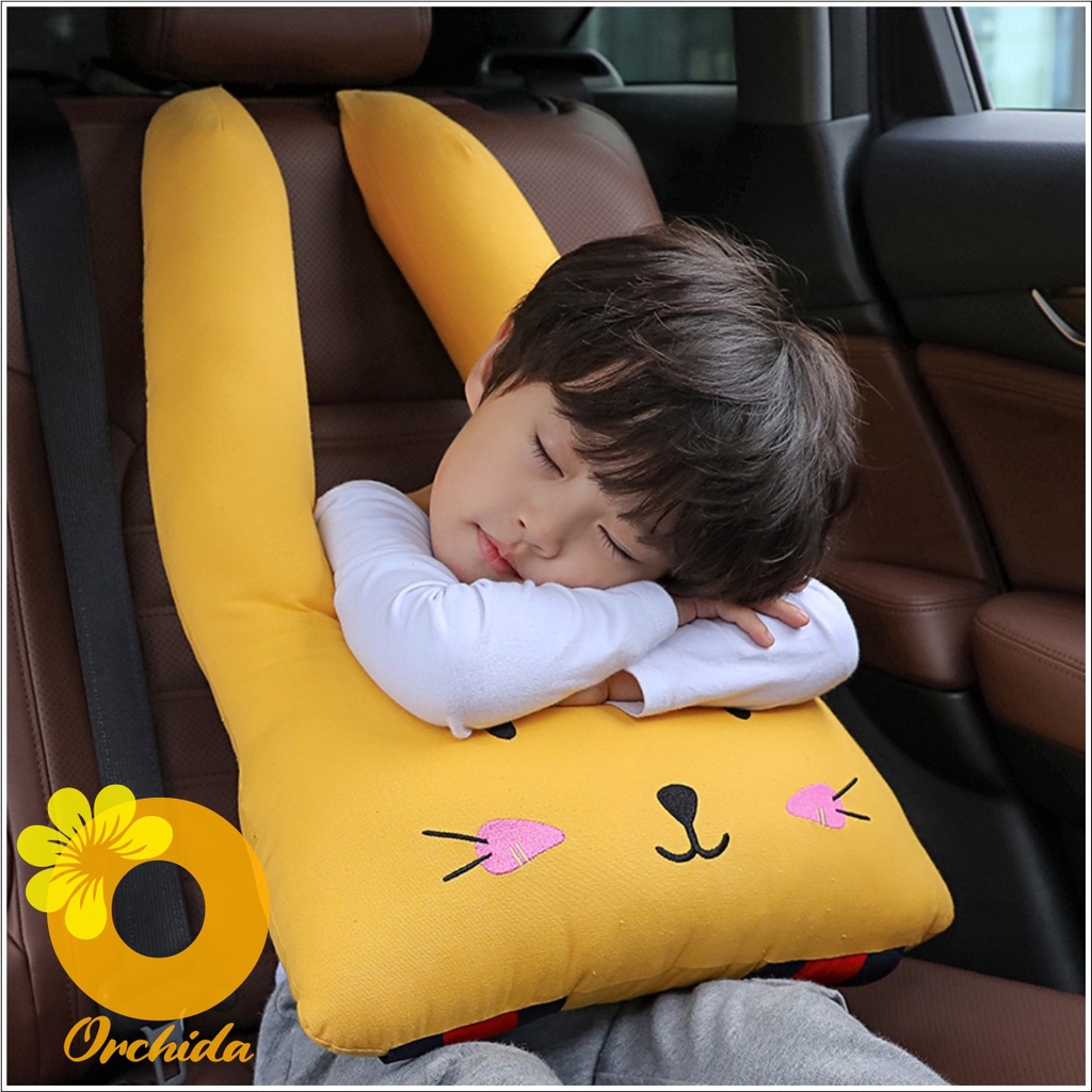 Bantal Sandaran Mobil / Bantal Pengaman Untuk Anak / Bantal Mobil