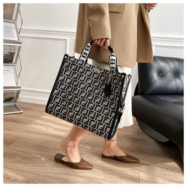 ( 2PC 1KG ) GTBI998881117  New Arrival 2023 !!!  Tas Selempang  Tas Wanita Import  Premium Terbaru