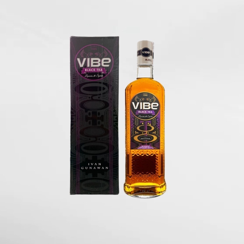 Vibe Black Tea 700 ml Design By Ivan Gunawan ( Botol Baru ) ( Original &amp; Resmi By Vinyard )