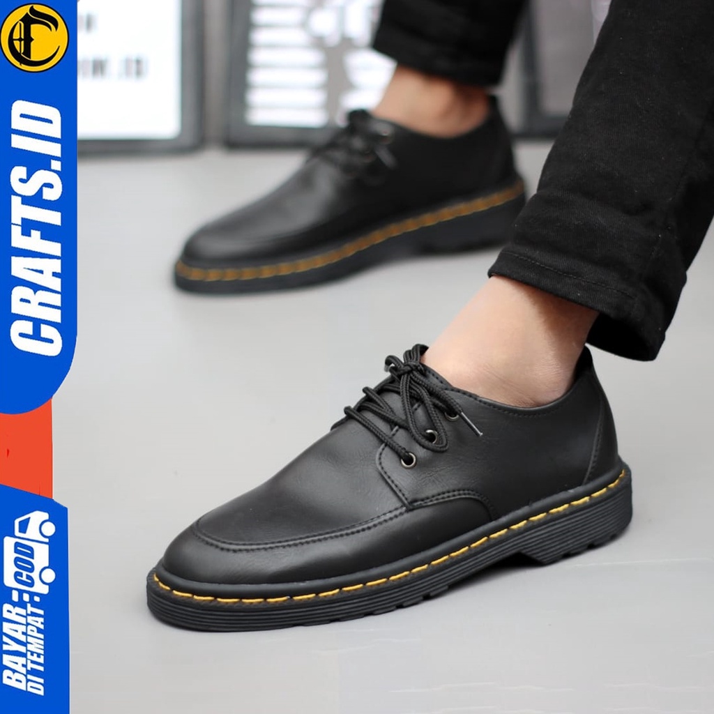 CRAFTS spring - Sepatu Pantofel Formal Docmart Kerja Hitam Pria