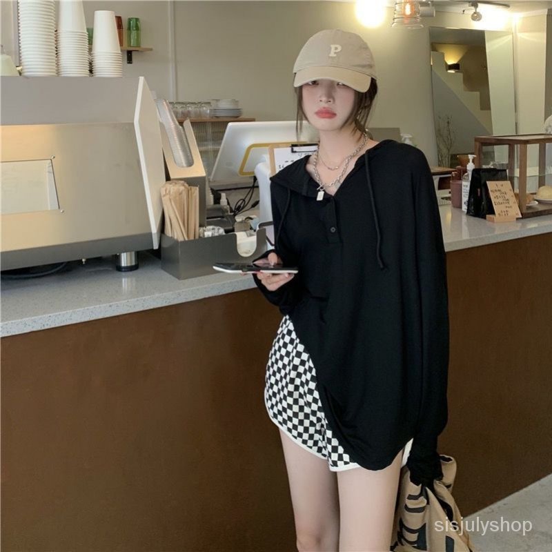 Musim semi dan musim gugur kancing v-neck kaos lengan panjang baru di bagian panjang pakaian wanita