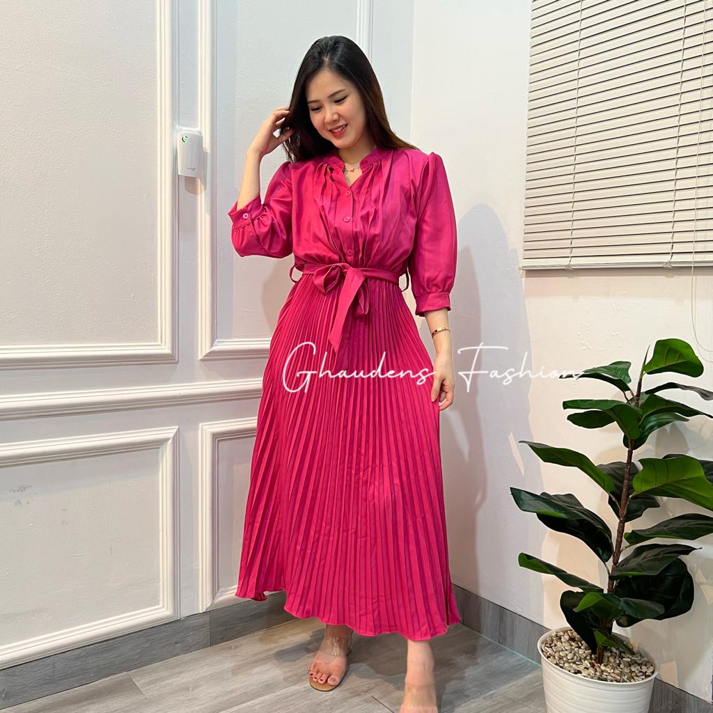 Long Dress Plisket Larysla 1241 - Ghaudens