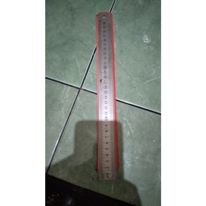 

penggaris besi 30cm