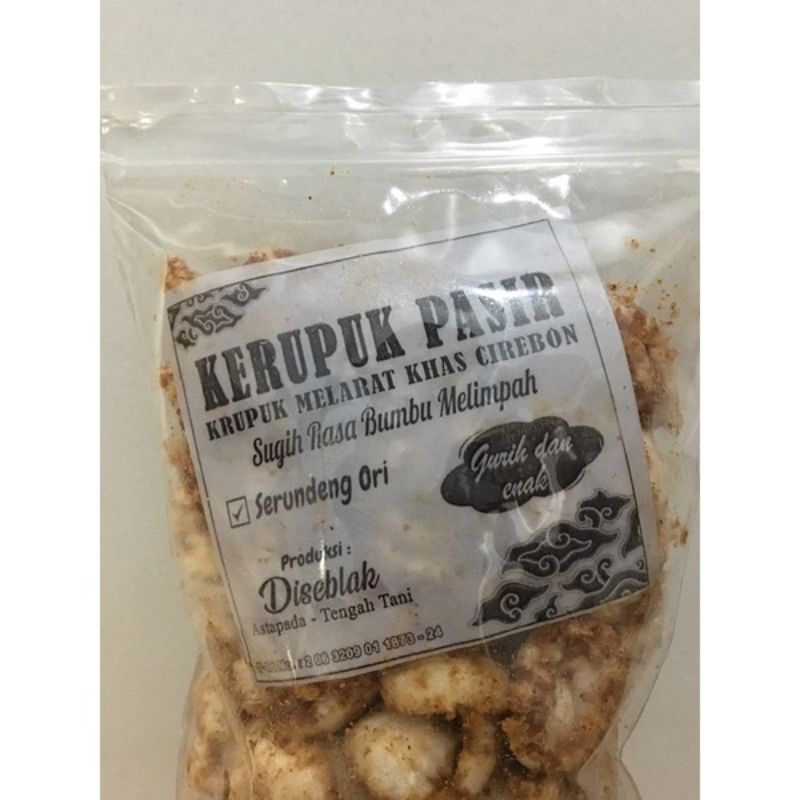 

Kerupuk pasir bumbu serundeng mlarat khas cirebon premium