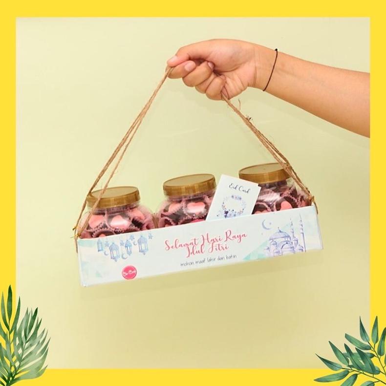 

CHO-CWEET HAMPERS LEBARAN ISI 3 TOPLES CHOCO GUMMY FREE KARTU UCAPAN - HAMPERS IDUL FITRI - PARCEL LEBARAN .