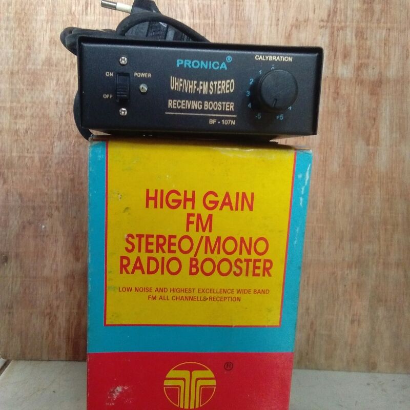 Boster risiver radio fm