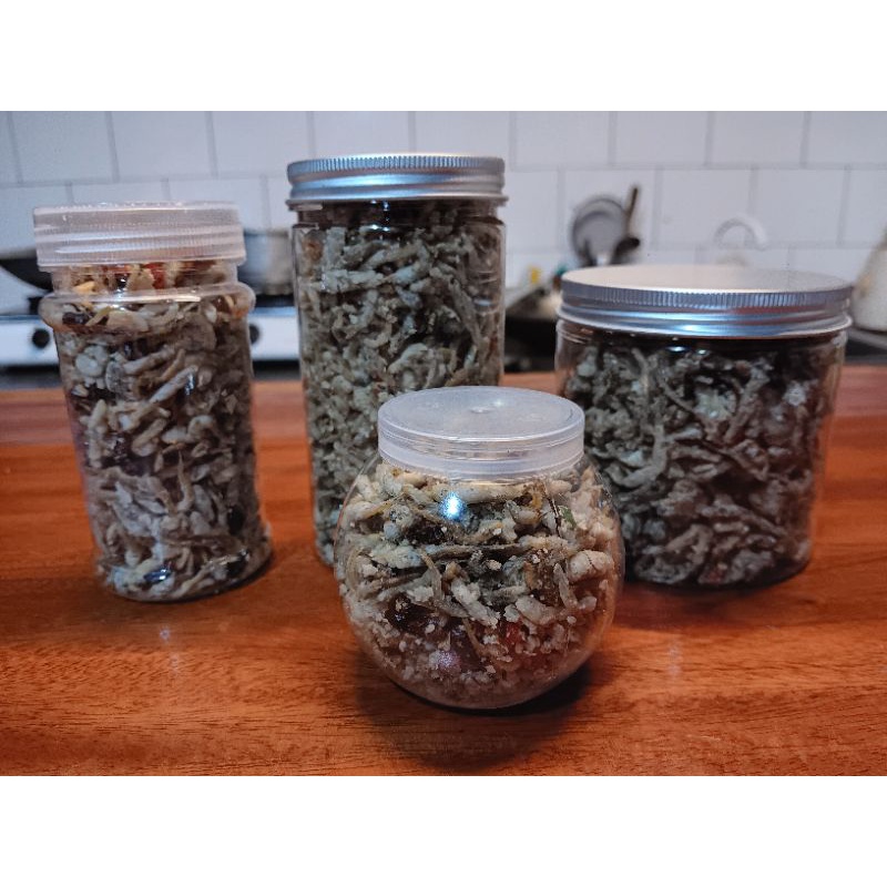 KERIPIK IKAN ASIN