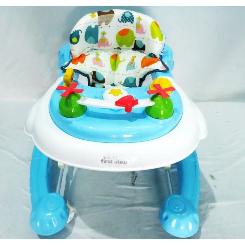 Family FB32366 Baby Walker - Alat Bantu Jalan