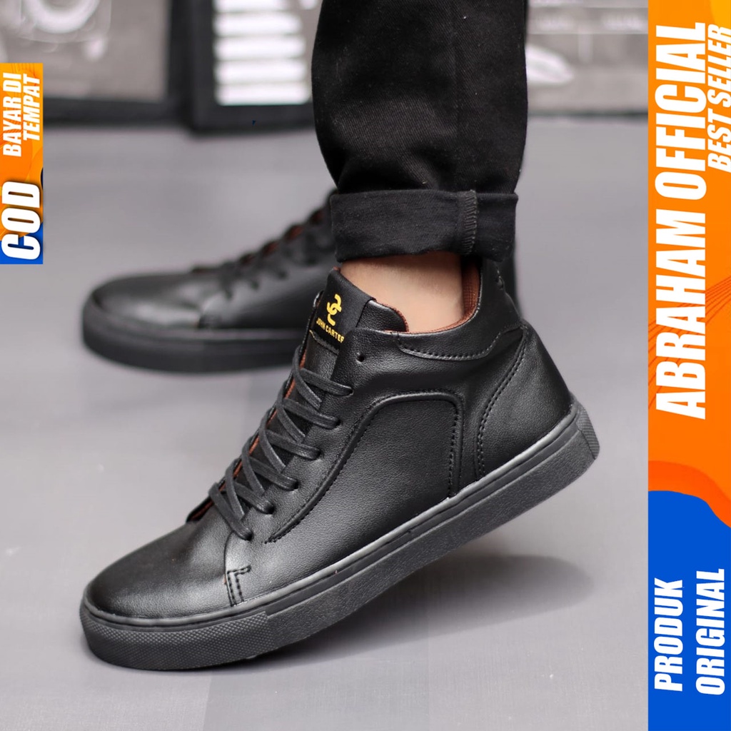 Sepatu Kasual Pria Sneakers Hitam Polos Kerja Kuliah Abraham Predo