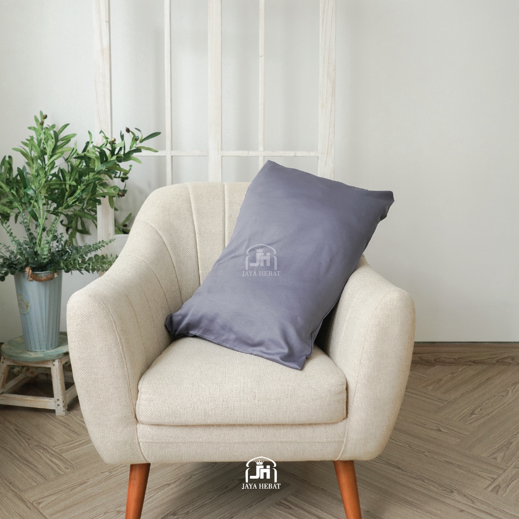 SARUNG BANTAL SATIN PILLOWCASE