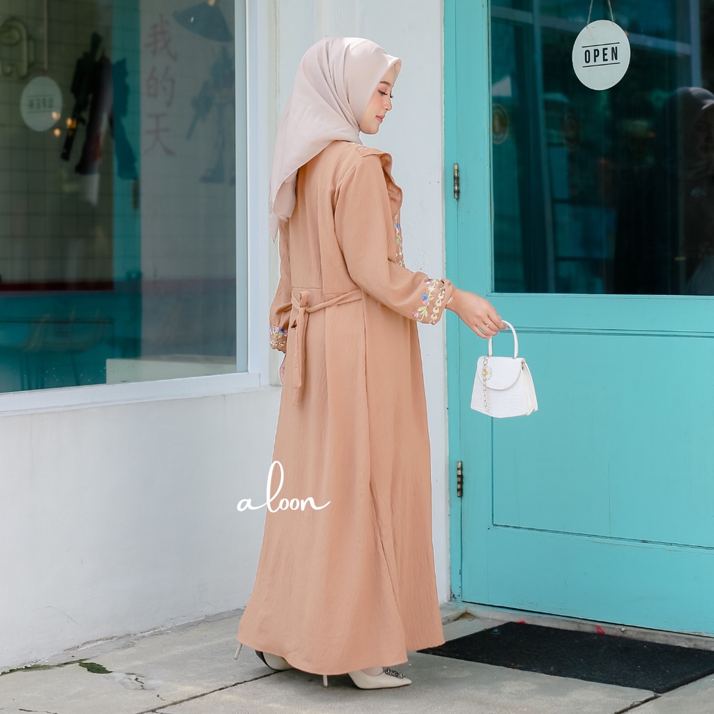 Aleena Gamis Crinkle Airflow Busui Friendly – Dress Gamis Terbaru 2023 Lebaran Wanita