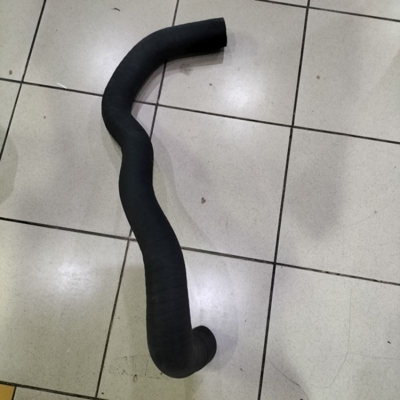 SELANG HOSE RADIATOR LOW BAWAH HINO LOHAN ENGKEL TRONTON FG210 ORI 9001-55678