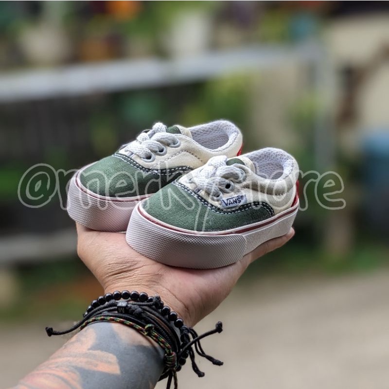 Sepatu anak anak laki vans era tali crem army