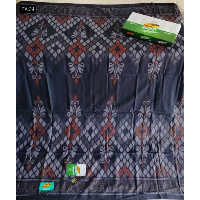 Sarung Atlas Motif BHS Sarung Atlas Favorit Serasi