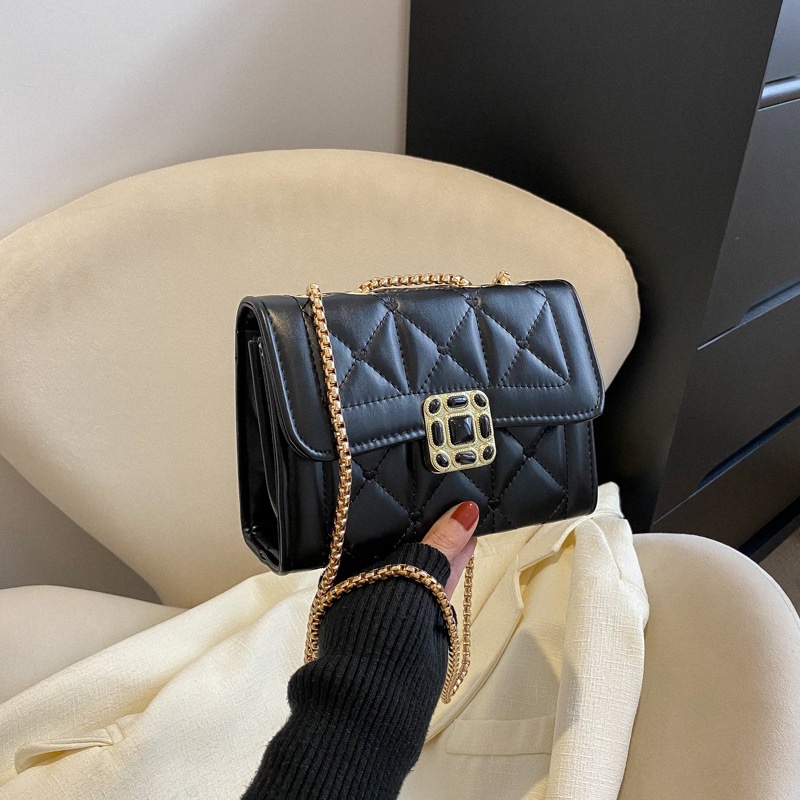 Tas Wanita Fashion Korea Style TS-33 / Tas Wanita Selempang Rantai Cantik Dan Elegan