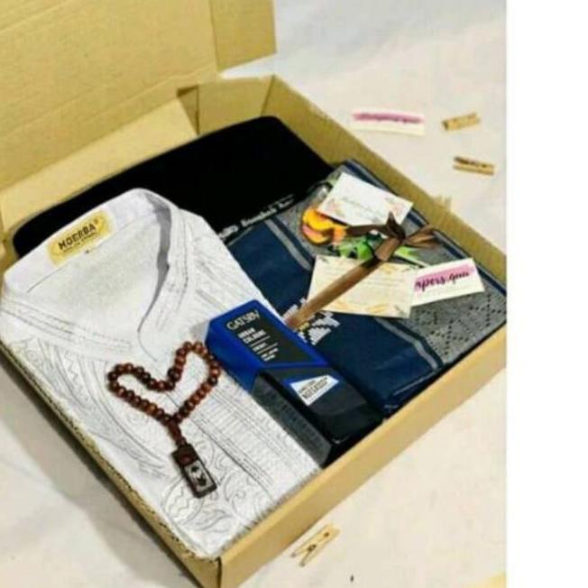 

COD⭐✔️-Hampers Doi/Hampers Cowok/Kado untuk Cowok/Hampers Lengkap alat sholat/Hampers alat sholat