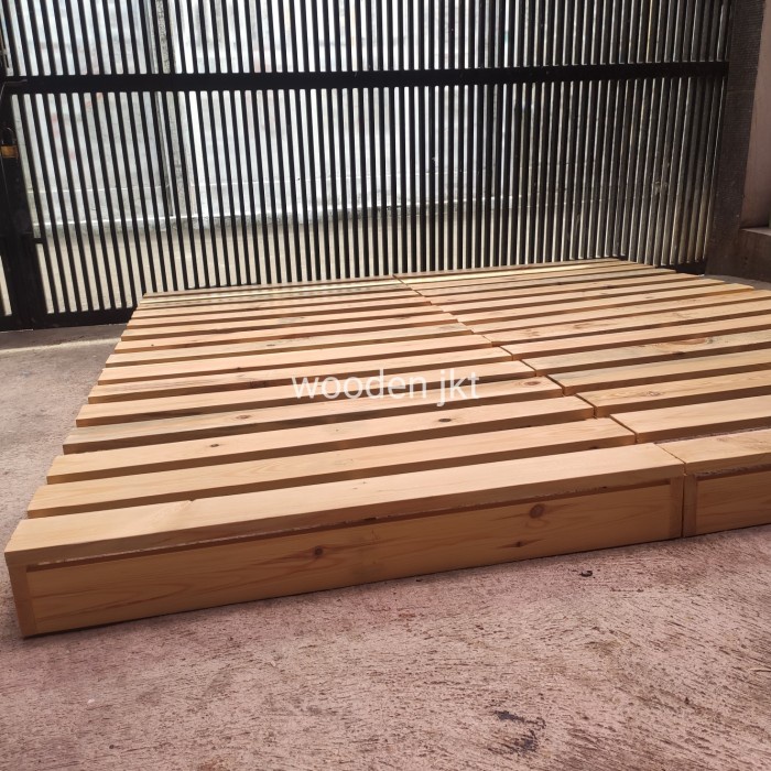 dipan kayu jati belanda/tanpa sandaran kepala/dipan palet/dipan