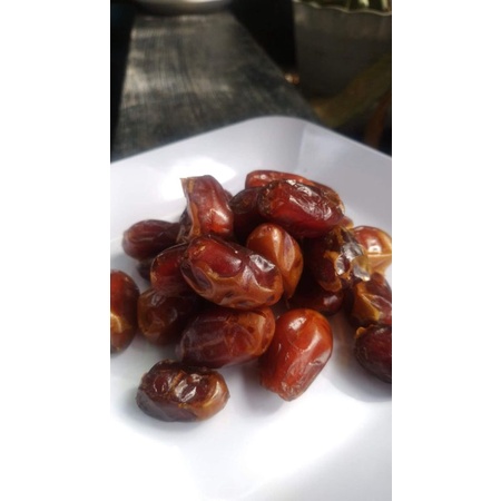 

kurma khalas saad 1kg