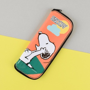 

tempat pensil snoopy