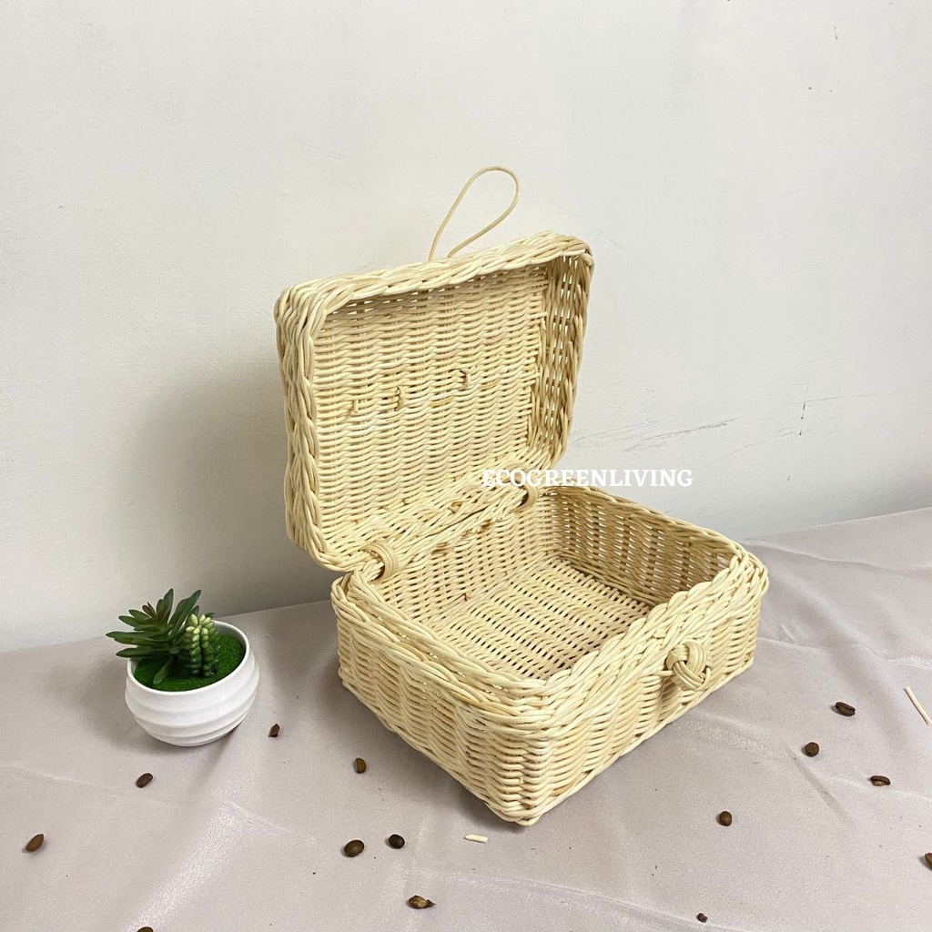 BOX ROTAN TUTUP / HAMPERS HANTARAN SESERAHAN BOX SERBAGUNA