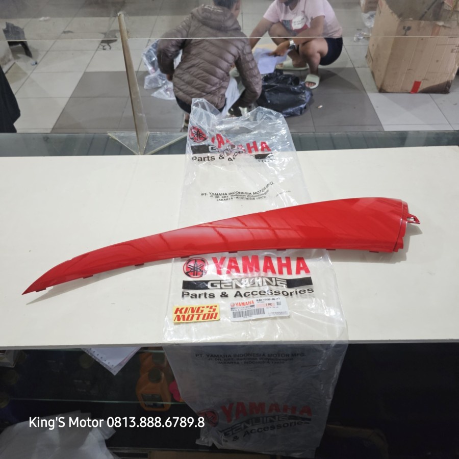 MOLE SIDE COVER SIRIP GRAND FILANO KIRI MERAH RED BJM F7496 P3