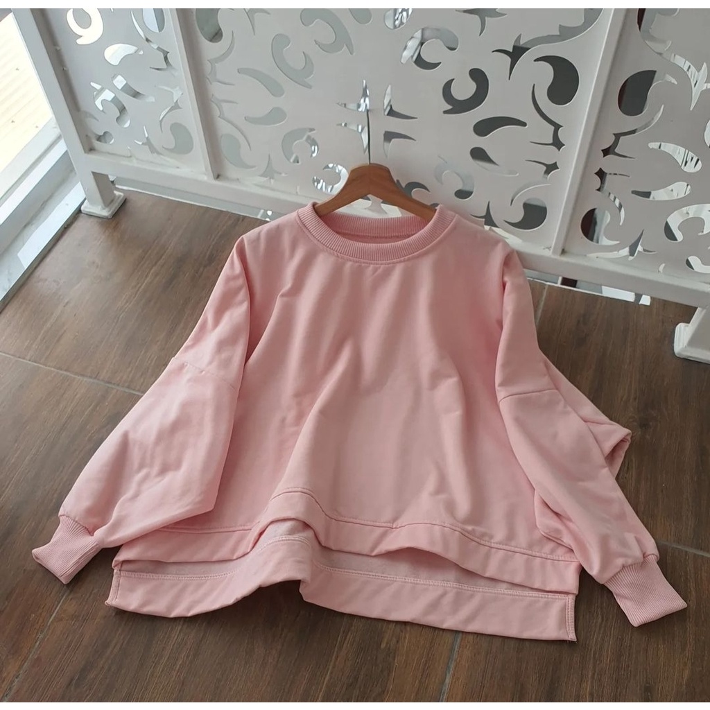 Sweater Blouse BATWING JUMBO WANITA Atasan Bigsize Korean Fashion OOTD Kekinian Pakaian Kasual