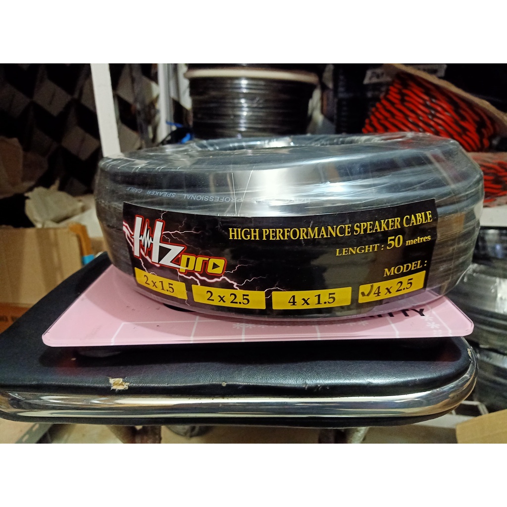 kabel audio speaker/ sepiker serabut hitam HZ-PRO isi 4 x 2,5 permeter