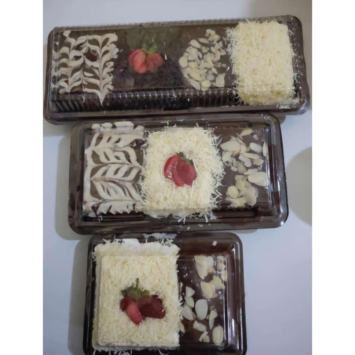 

BROWNIES KUKUS TOPPING