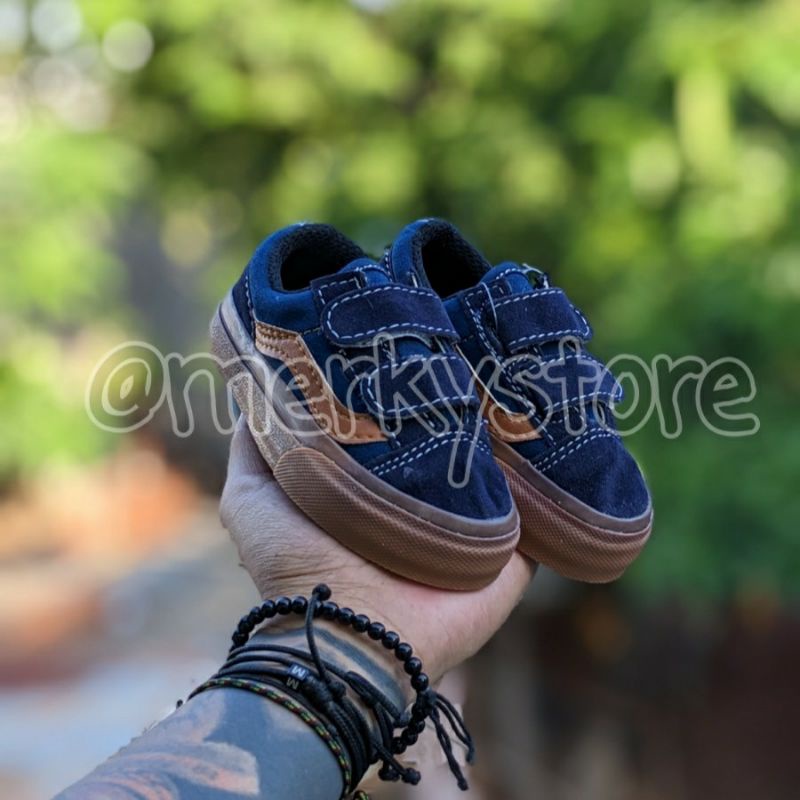 SEPATU ANAK ANAK LAKI NAVY SOL GUM PEREKAT