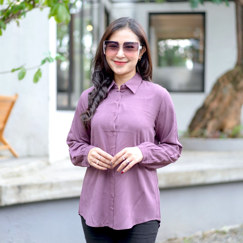 Kemeja Kerja Wanita Elegan Rayon Twill Uniqlo Adem Simple Lengan Panjang Plum Ungu Polos