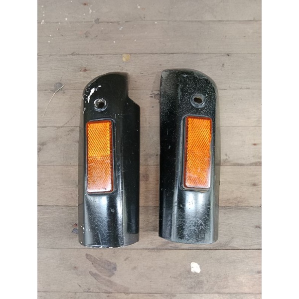 tutup spakbor depan slebor depan cover shock depan suzuki crystal crystal tune original