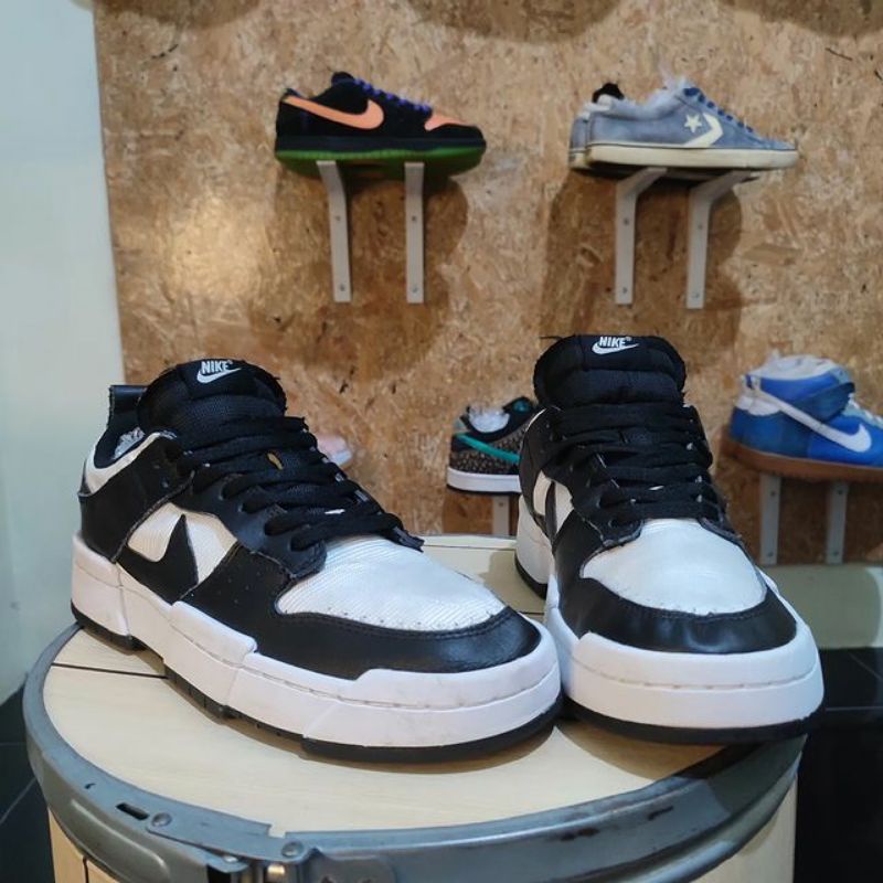 SB DUNK LOW DISRUPT BLACK WHITE